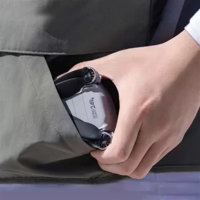Imagem 49659 Drone DJI Mini 3 Pro é potente e portátil